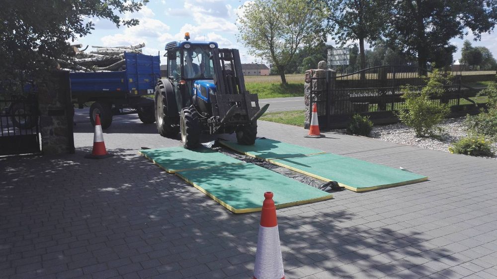 Heavy Duty Vehicle Disinfectant Mats 120 x 200 x 5cm (set of 4)