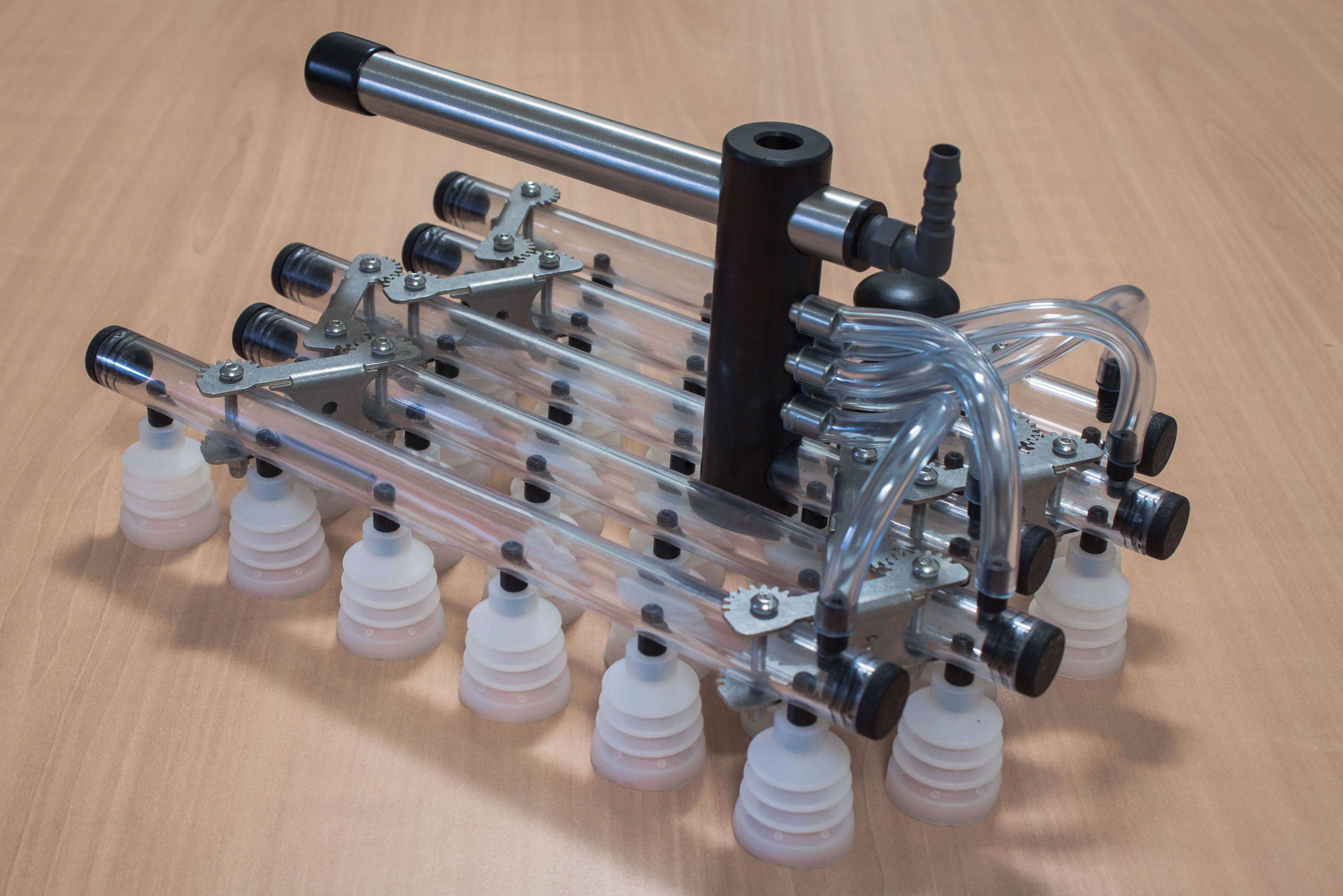 Mach-C Manual vacuum Egg Lifter